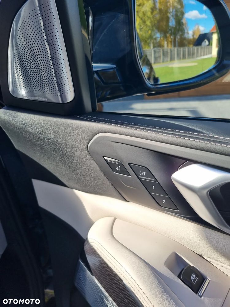 BMW X7 - 15