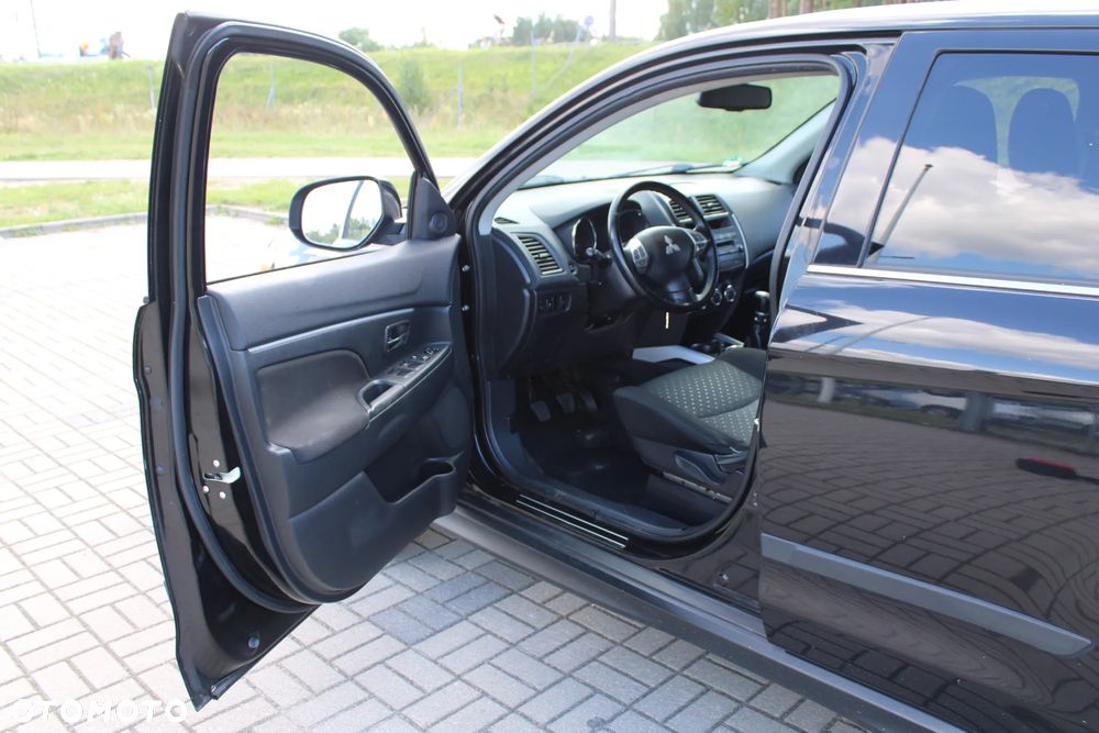 Mitsubishi ASX - 17