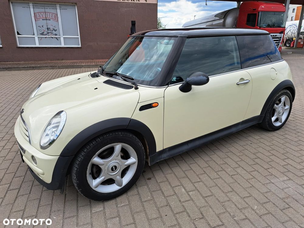 MINI ONE - 11