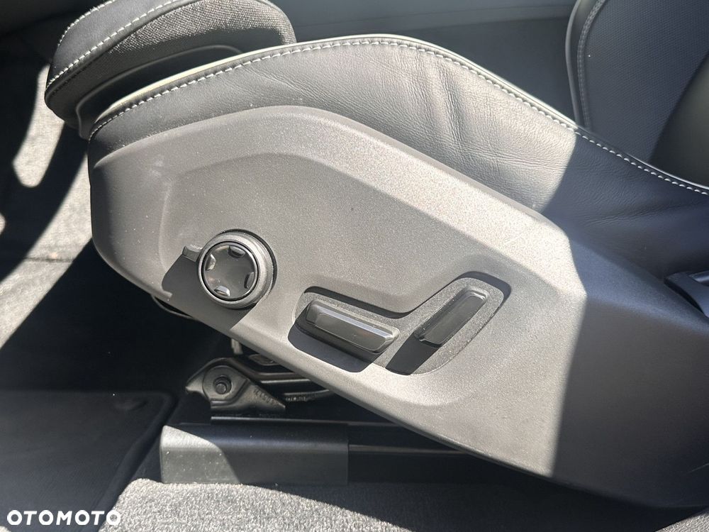 Volvo XC 60 - 21