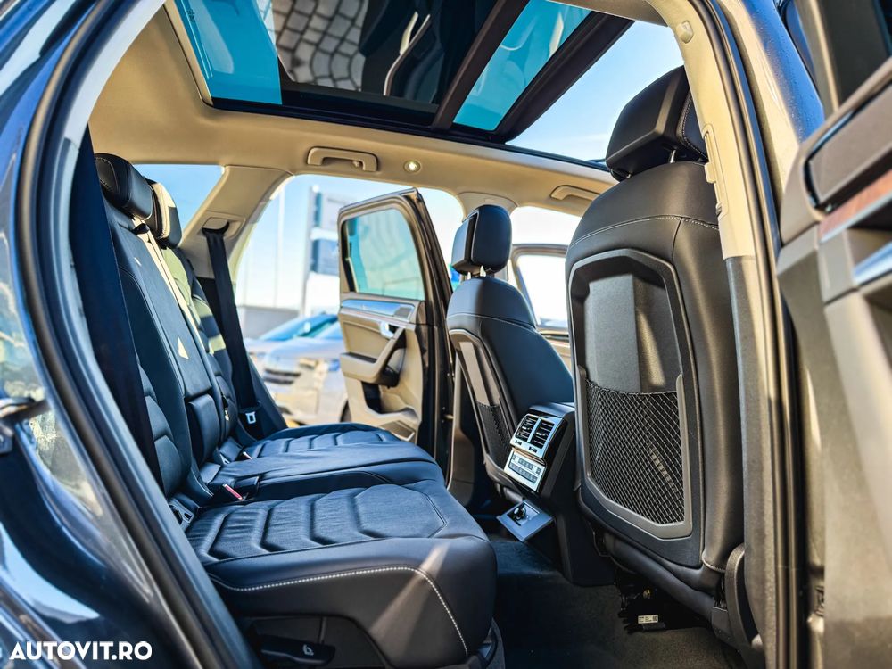 Volkswagen Touareg V6 TDI 4MOTION Elegance - 9