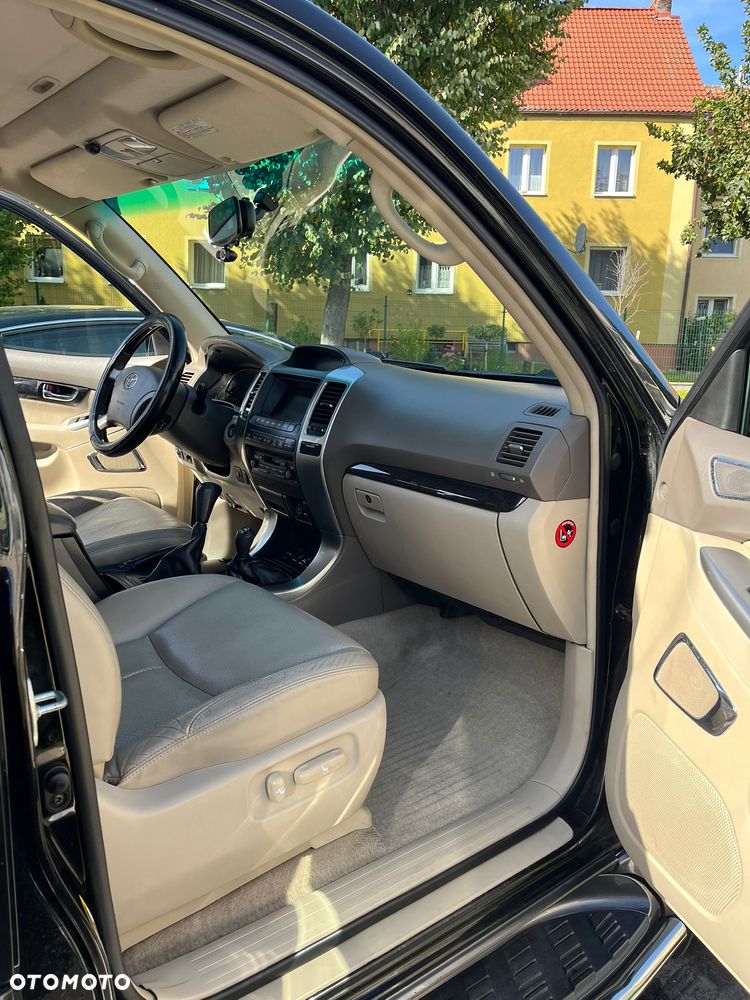 Toyota Land Cruiser LC 3.0 D-4D Sol - 22