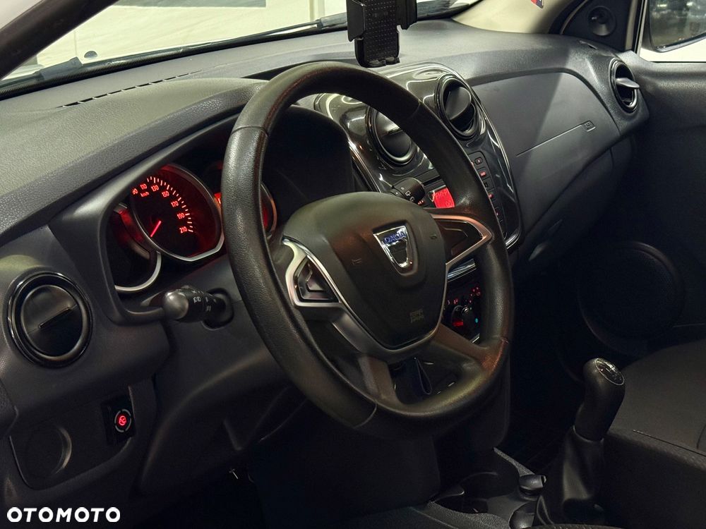 Dacia Sandero SCe 75 Essential - 6
