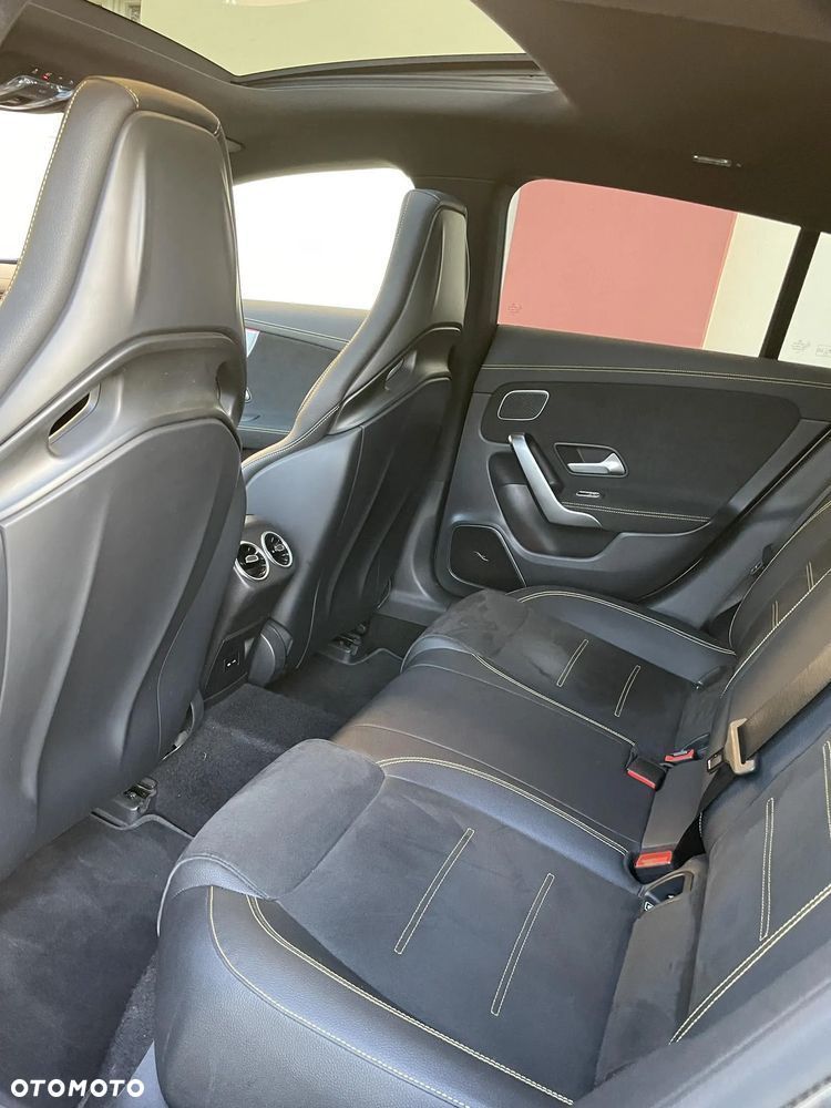 Mercedes-Benz CLA - 20