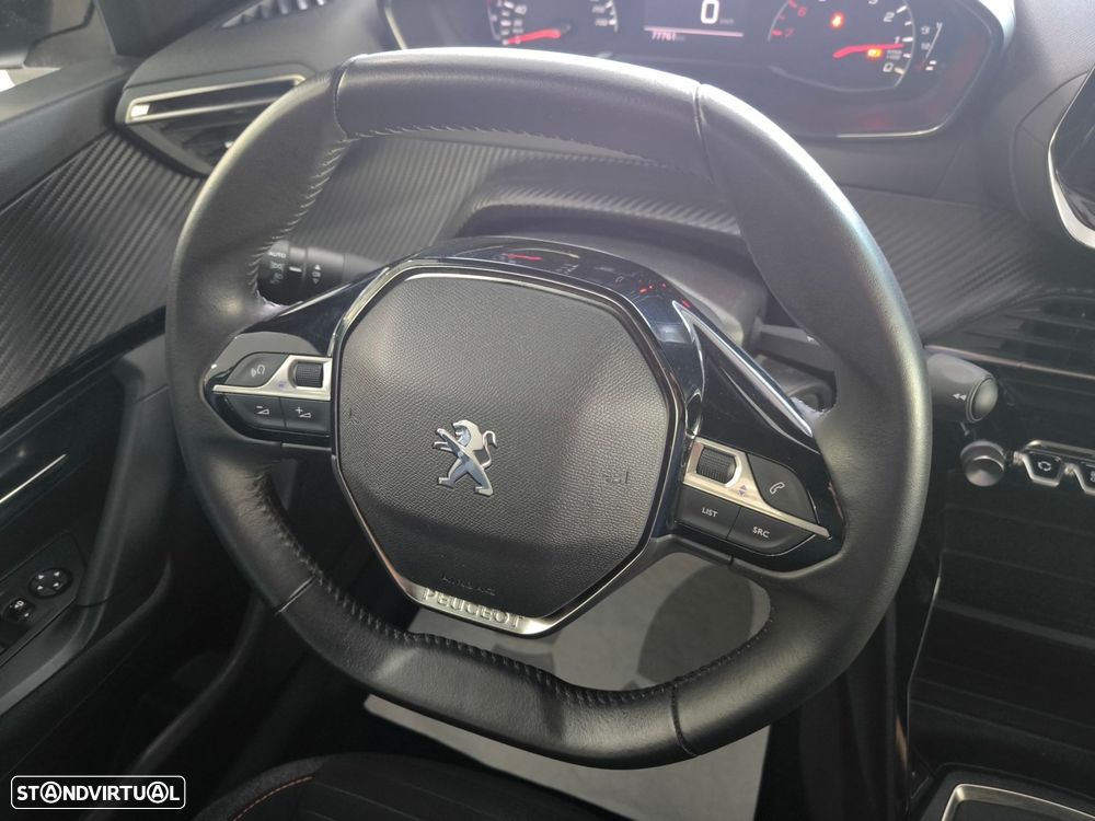 Peugeot 2008 1.2 PureTech Active Pack - 19
