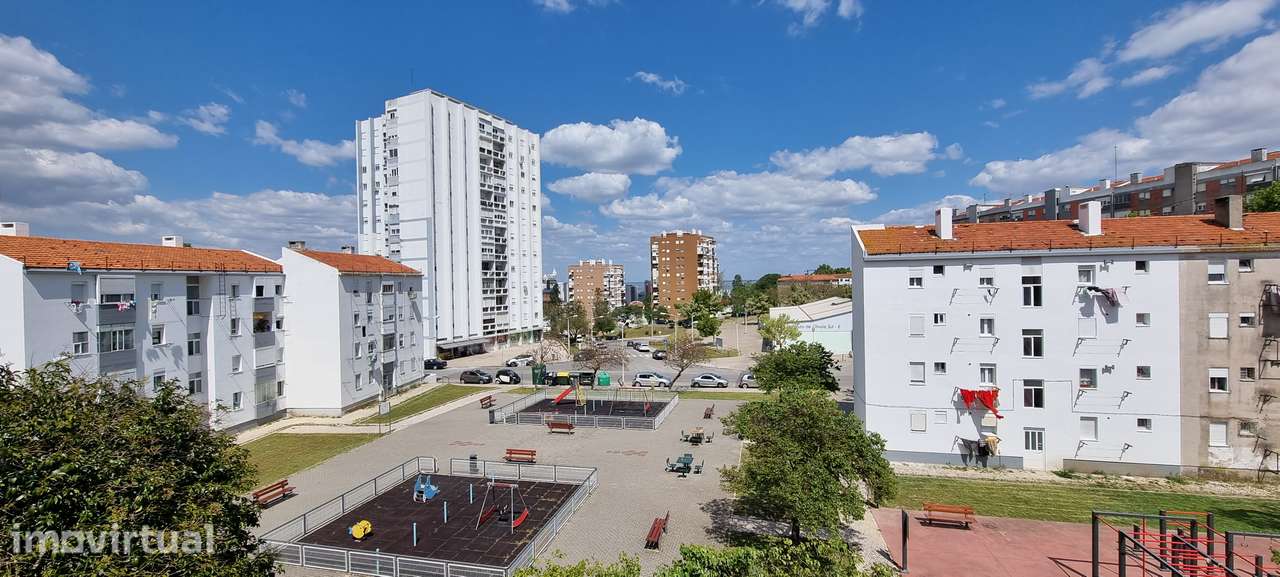 Apartamento T3 em Lisboa, pronto a habitar - Grande imagem: 2/16