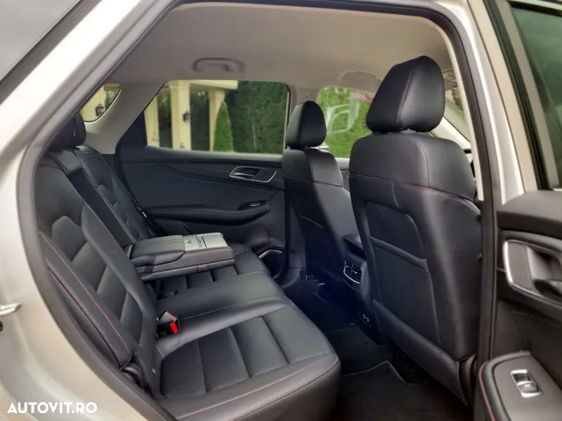 MG EHS 1.5 T-GDi AT PHEV Exclusive - 12