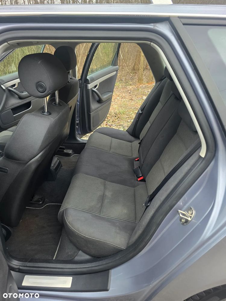 Audi A4 Avant 2.0 T FSI - 22