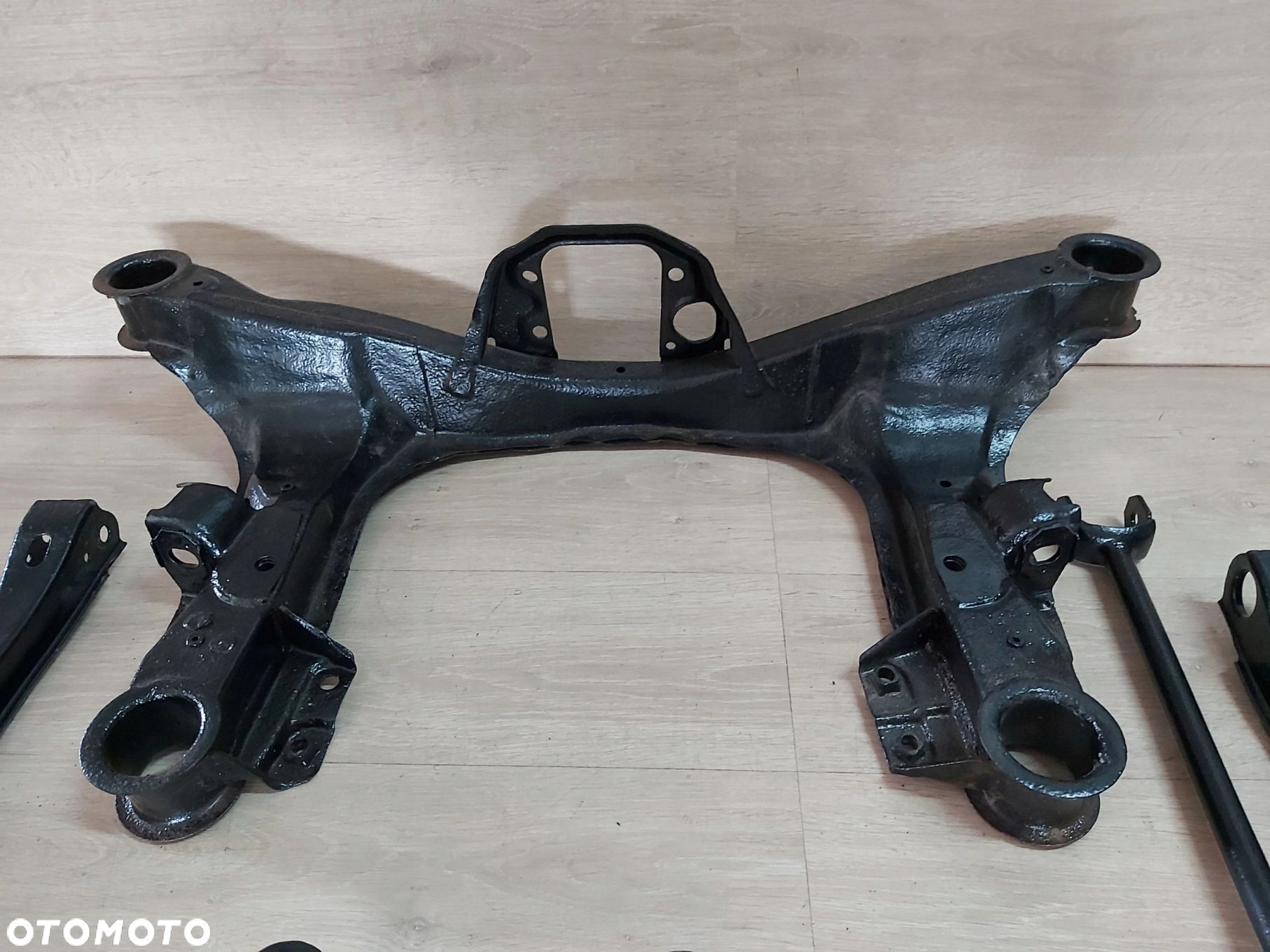 TOYOTA CELICA V VI Gt4 sanki wózek tył Turbo zawieszenie wahacz st 185 205 - 2
