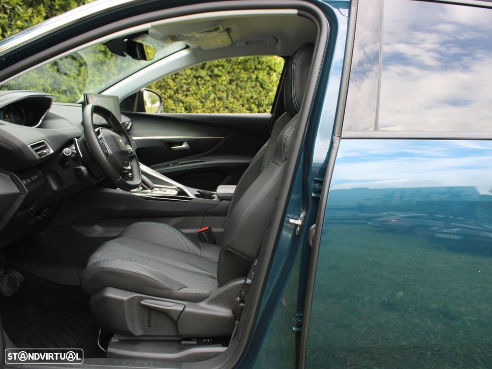 Peugeot 3008 1.6 Hybrid Allure e-EAT8 - 18