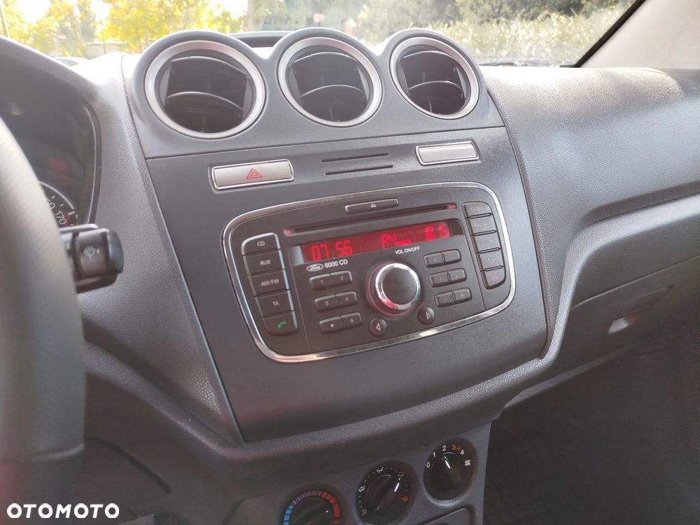Ford Connect - 9