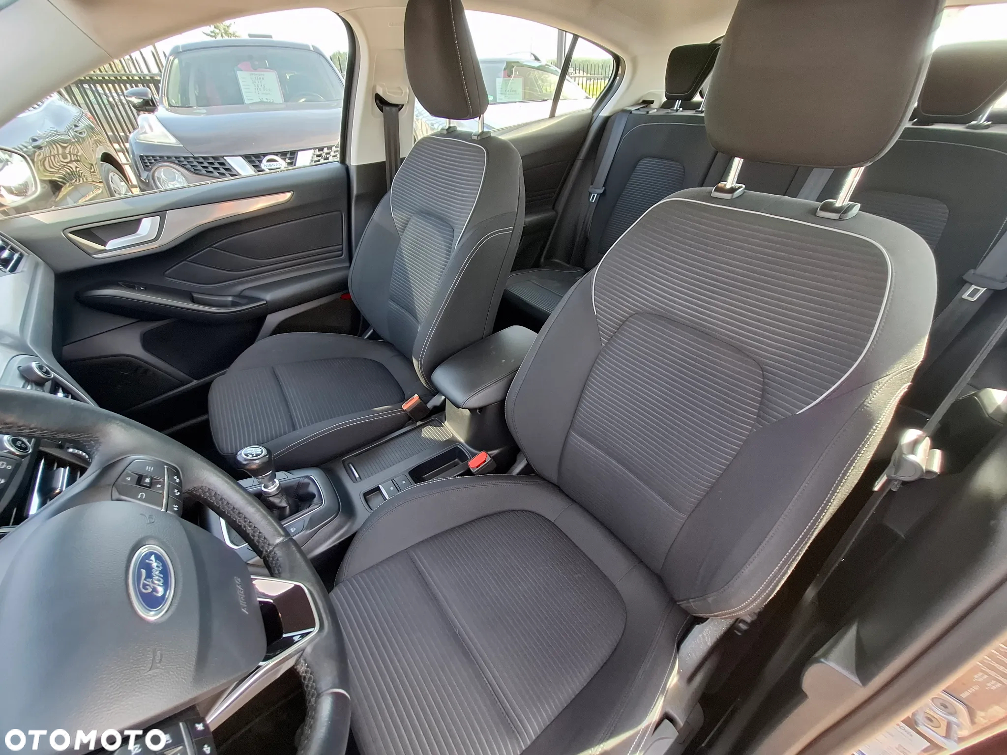 Ford Focus 1.5 EcoBlue Start-Stopp-System TITANIUM STYLE - 11