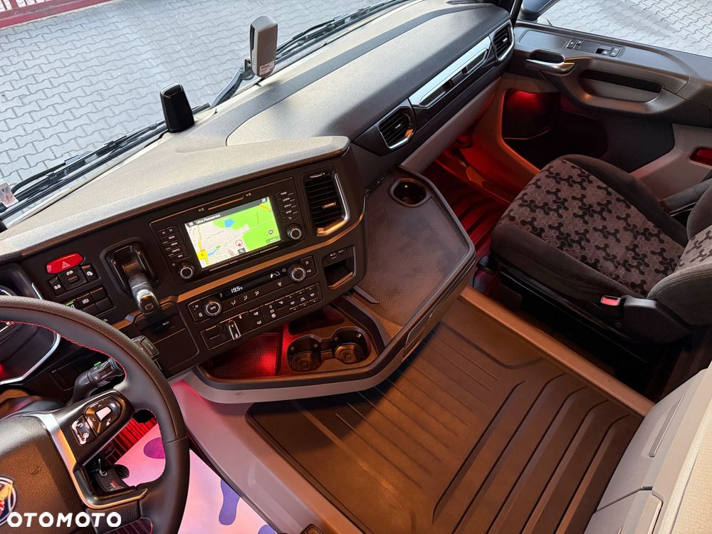 Scania - 27