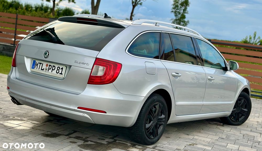 Skoda Superb 2.0 TDI Ambition - 4
