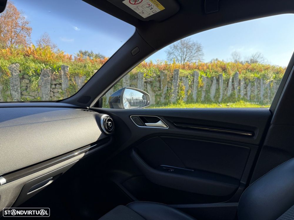 Audi A3 Sportback 1.6 TDI S-line S tronic - 36