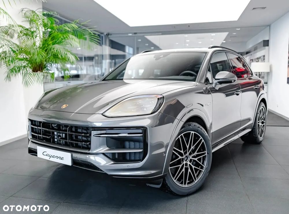 Porsche Cayenne E-Hybrid PHEV Black Edition - 2