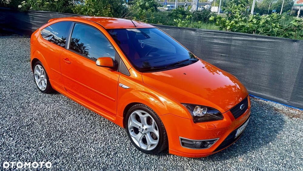 Ford Focus 2.5 ST - 10