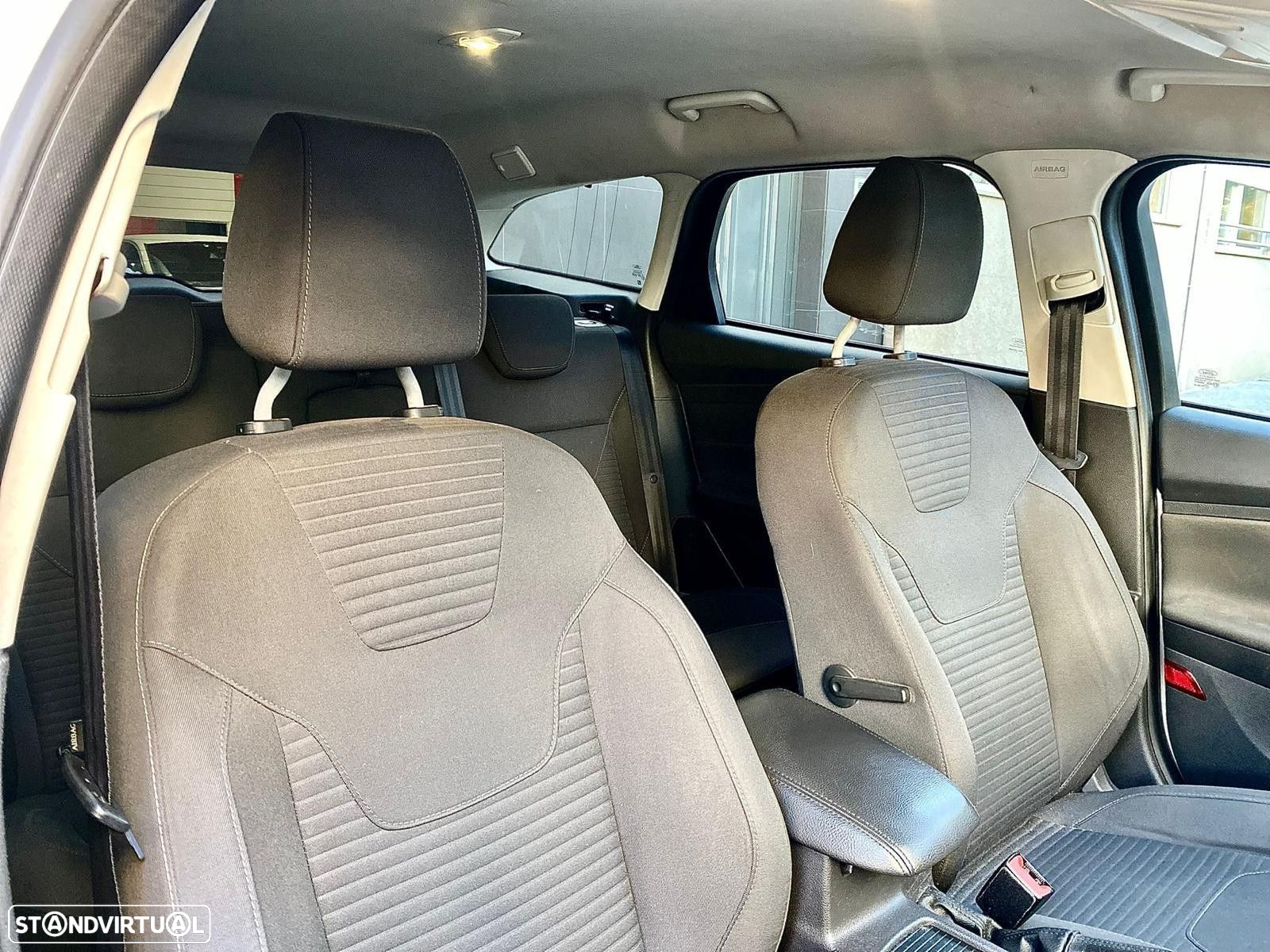 Ford Focus 1.5 TDCi EcoBlue Titanium - 30