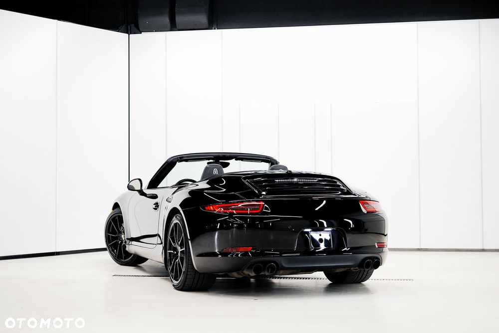 Porsche 911 Carrera S - 25