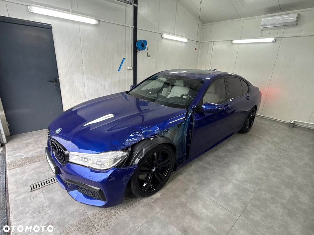 BMW Seria 7 750d xDrive sport - 13