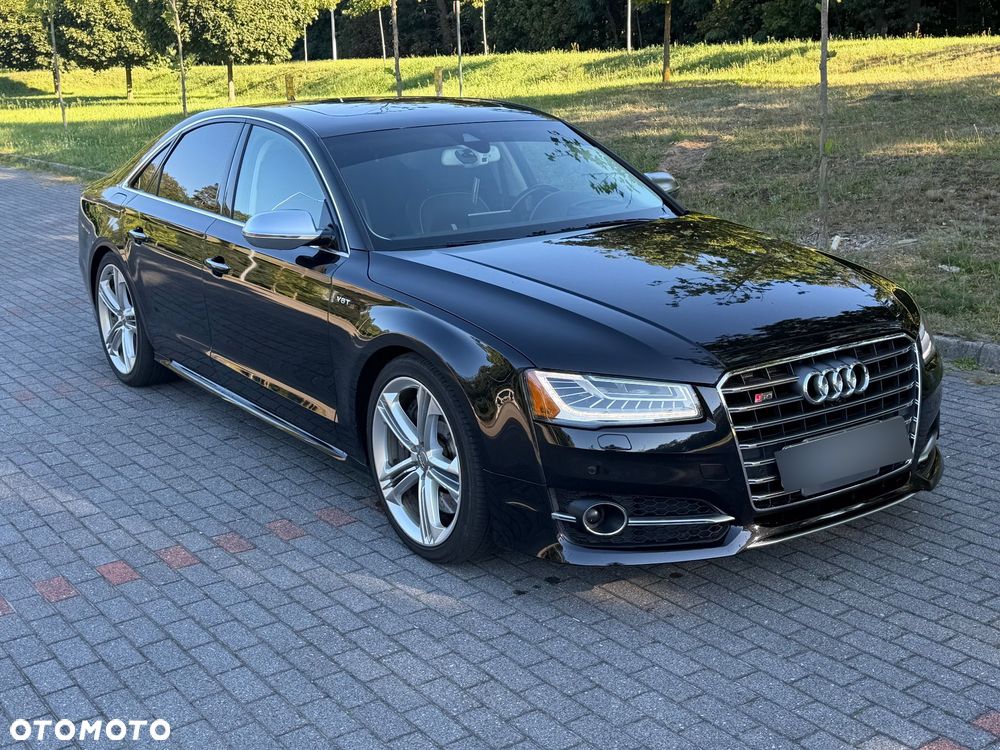 Audi S8 Plus - 8