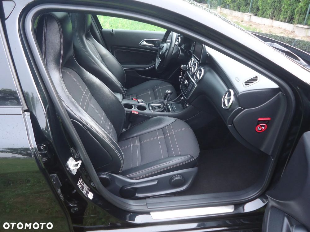 Mercedes-Benz Klasa A 200 AMG Line - 20