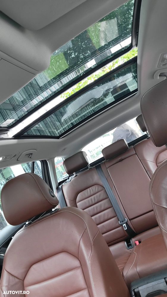 Volkswagen Golf 2.0 TDI 4Motion BlueMotion Technology Edition - 36