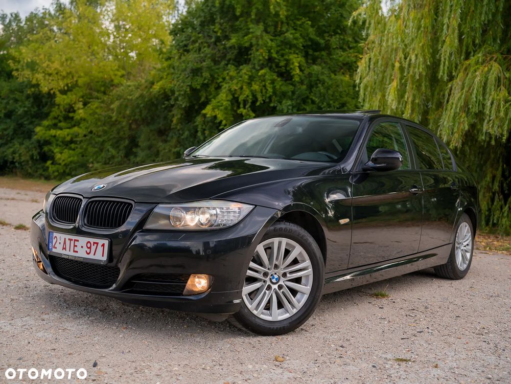 BMW Seria 3 318i Edition Exclusive - 14