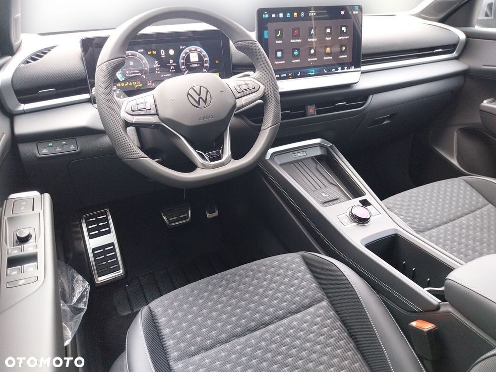 Volkswagen T-Roc - 22