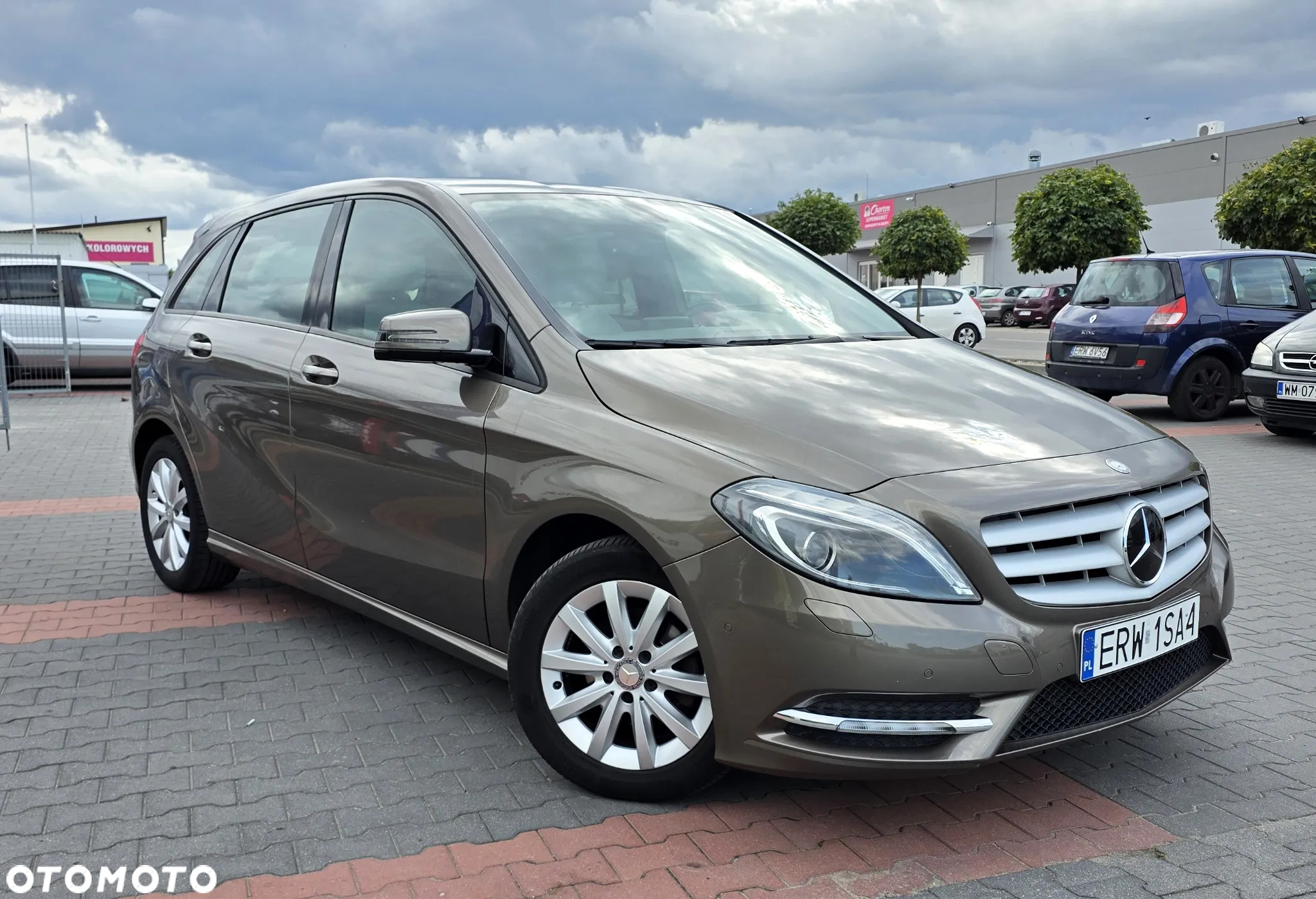 Mercedes-Benz Klasa B 180 BlueEFFICIENCY Edition Style - 2
