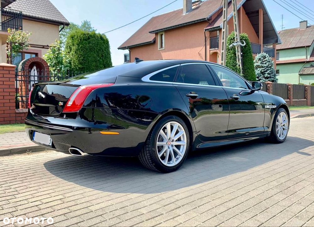 Jaguar XJ 3.0 D V6 Premium Luxury - 14