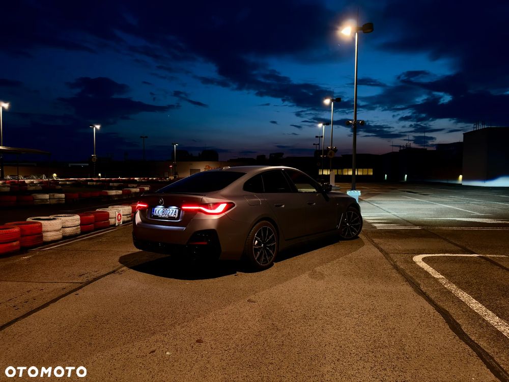 BMW Seria 4 M440i xDrive mHEV - 3