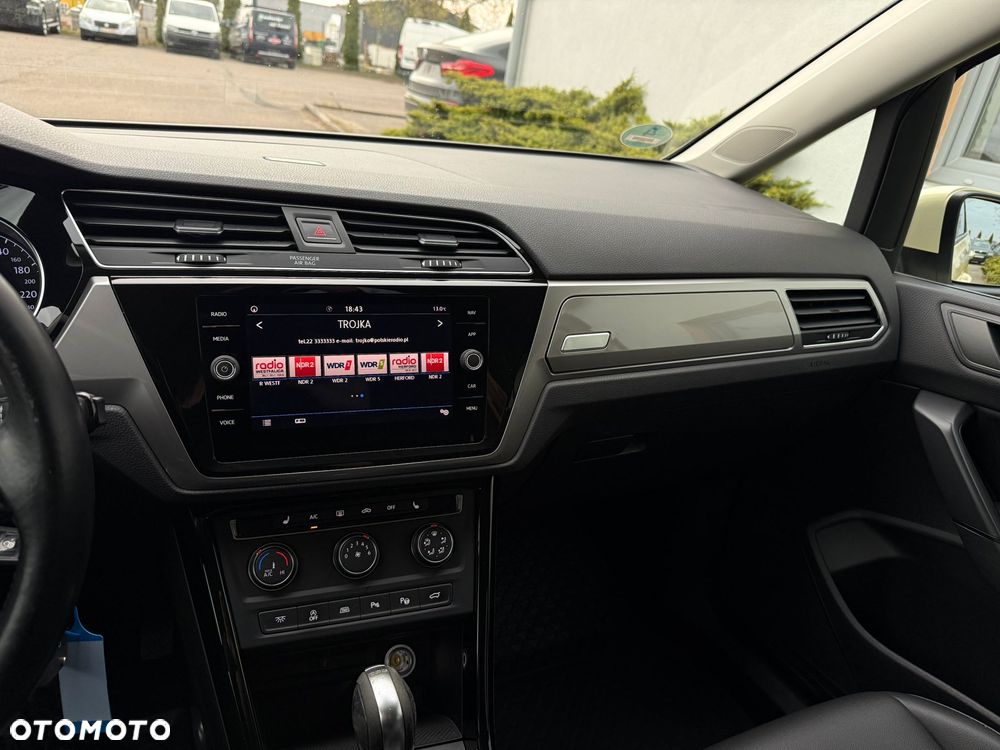 Volkswagen Touran 2.0 TDI SCR DSG Comfortline - 27