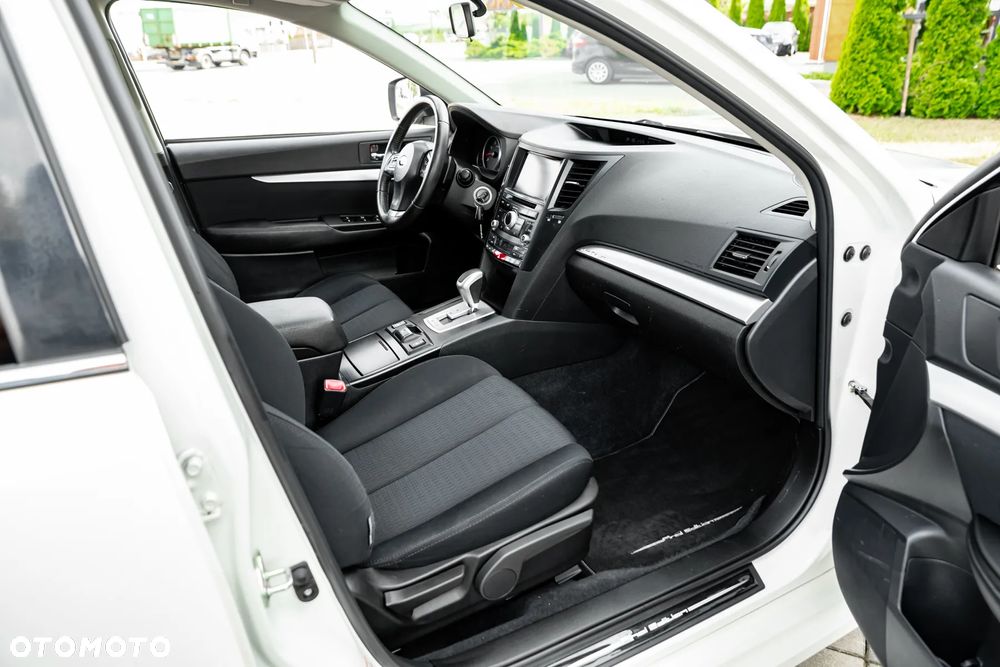 Subaru Legacy 2.0i Comfort Navi AT - 9