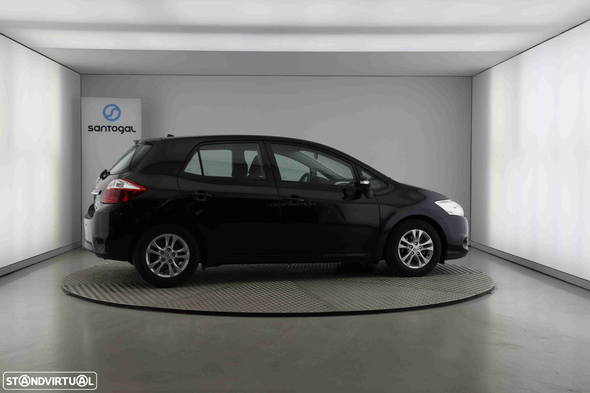 Toyota Auris 1.4 D-4D Comfort - 3