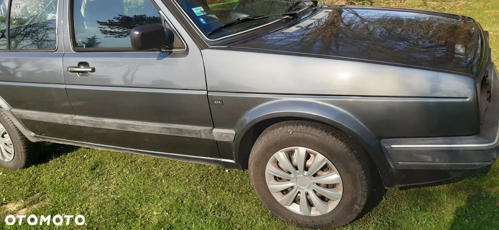 Volkswagen Golf 1.6 - 7