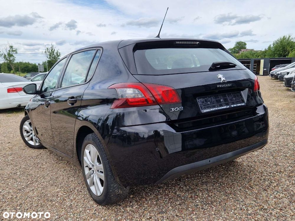 Peugeot 308 - 24
