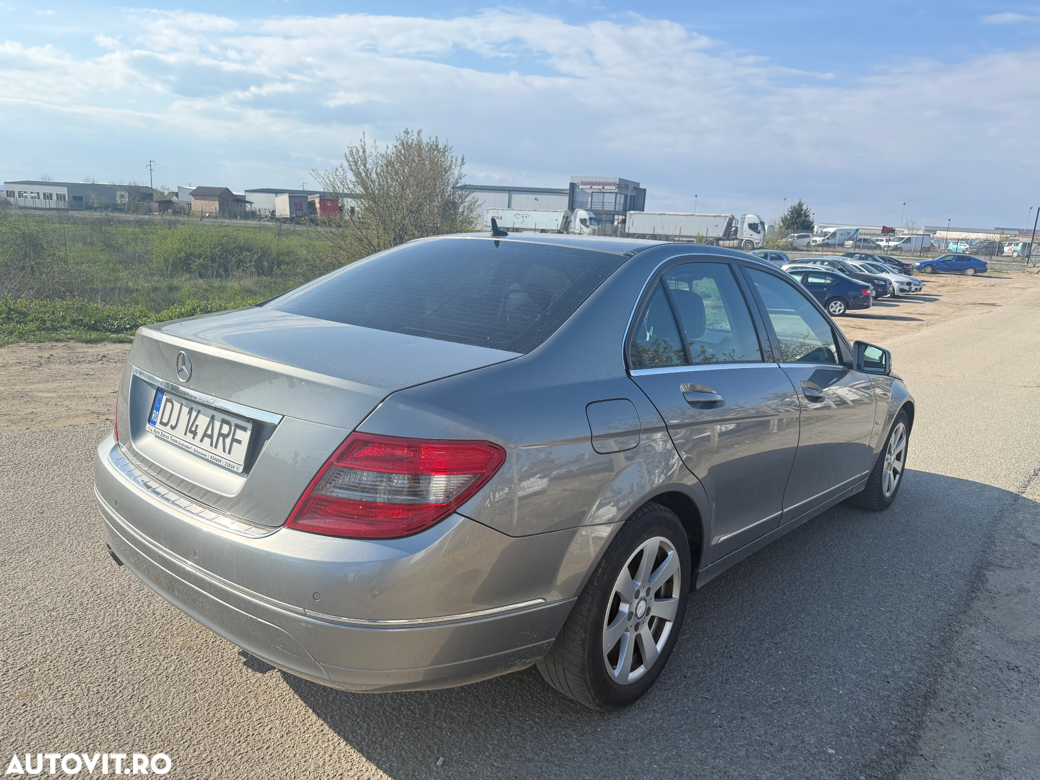 Mercedes-Benz C - 9