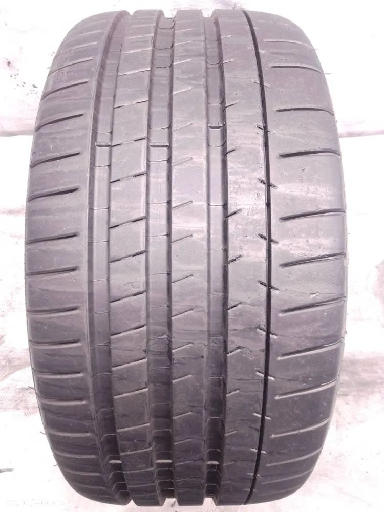 Michelin Pilot SUPER Sport 245/35 ZR19 93Y 2021 7.5-8mm - 1