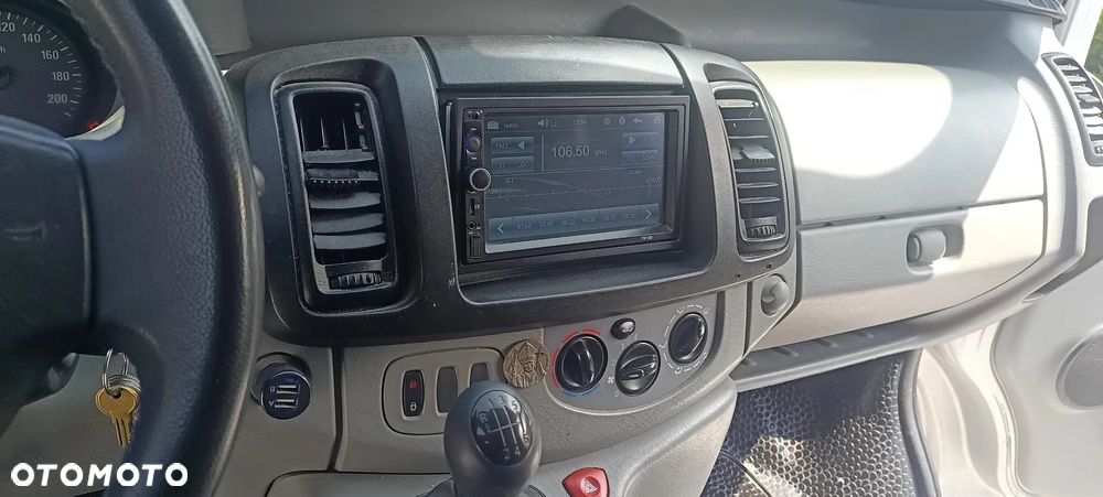 Opel VIVARO - 9