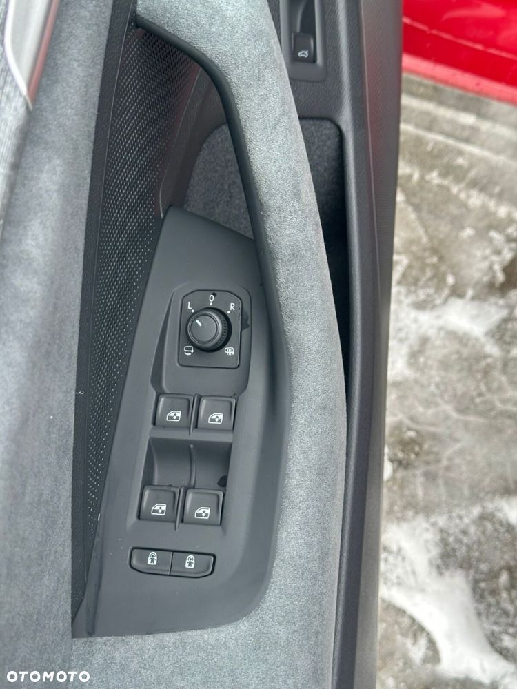 Skoda Superb 2.0 TSI Edition 130 DSG - 11