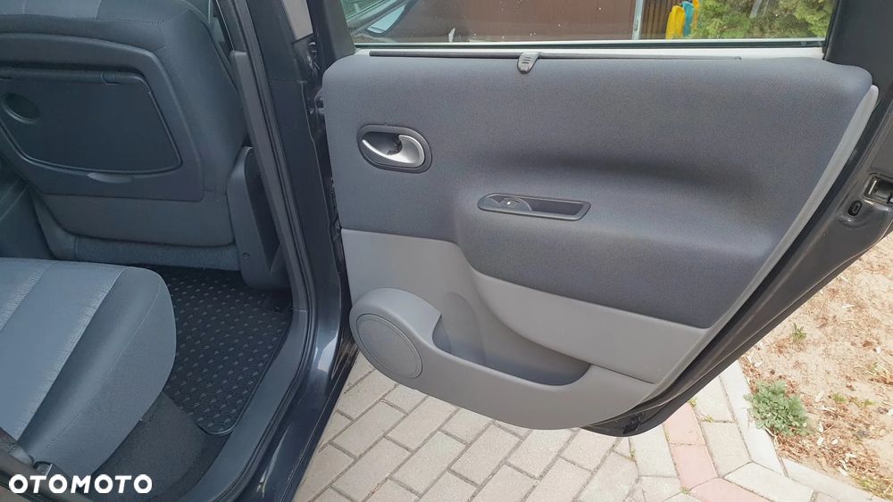 Renault Scenic 1.6 16V Authentique - 16