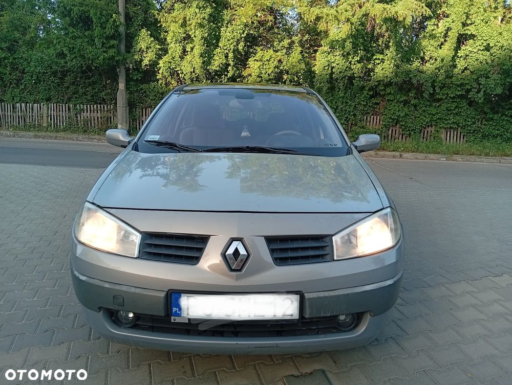 Renault Megane 1.6 16V Confort Privilege - 4