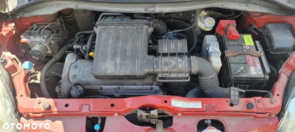Suzuki Swift - 6