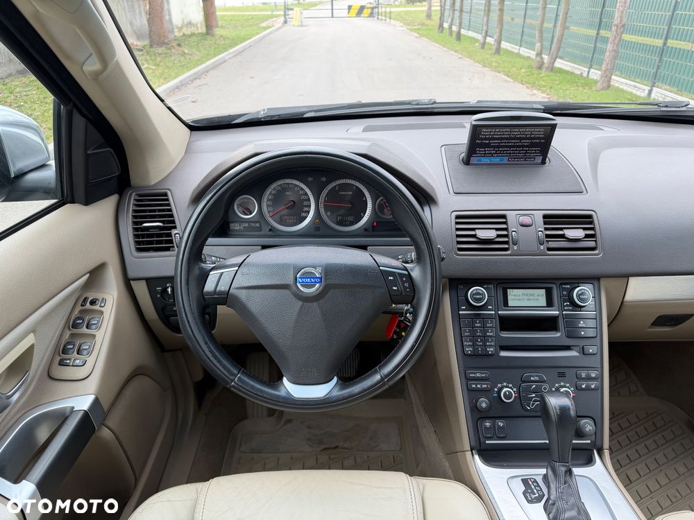 Volvo XC 90 D5 AWD Momentum - 13