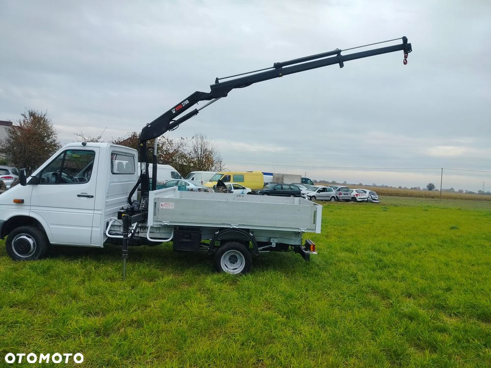 Mercedes-Benz Sprinter - 10