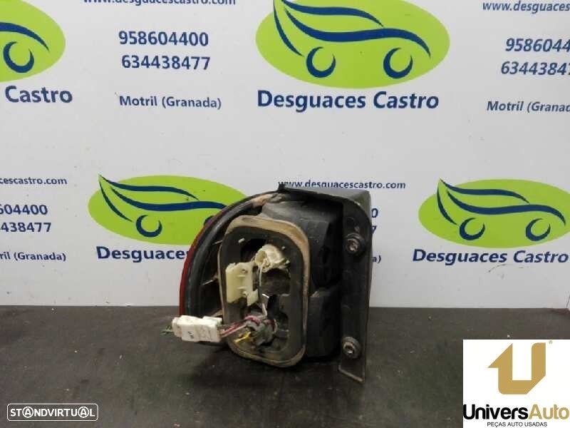 FAROLIM TRASEIRO DIREITO HYUNDAI H-1 / STAREX LIMUSINA 2002 - - 1