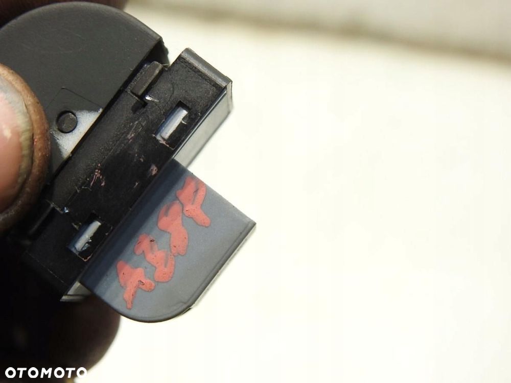 PRZYCISK SZYBY AUDI A3 8P 4F0959855 - 3