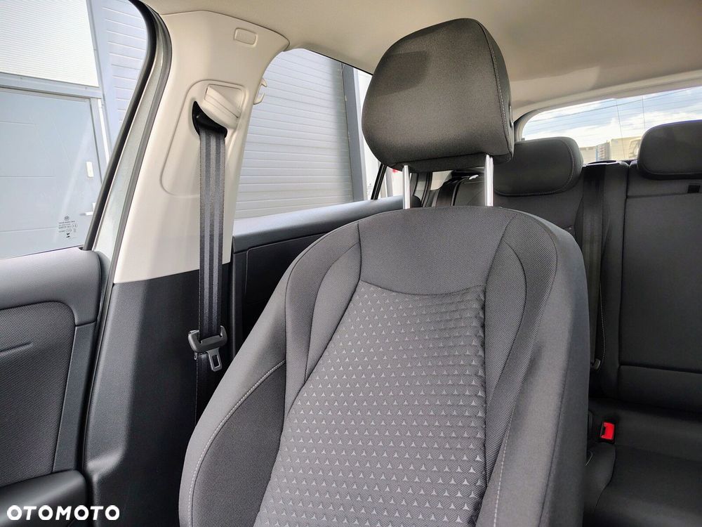 Volkswagen T-Roc - 14