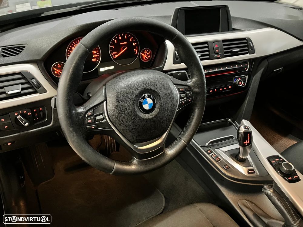 BMW 330 e iPerformance - 14